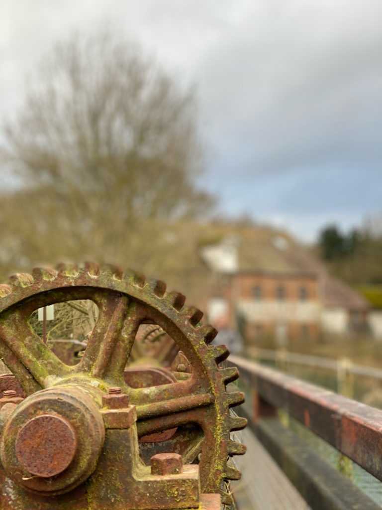 Stour Valley Way - Kingfisher Barn to Throop Mill Destination travel blog