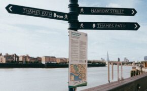 directional signs by thames in england